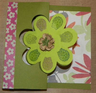 Only 5 petals
I wanted to use the flower flip it die but it has six petals. So with the help of a Misti I stamped each petal.
