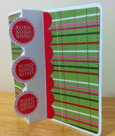 Valentines Day card
Triple circle flip-its card. Love2hug, icons4us & created4you stamp sets. Misc: patterned paper, white Cardstock 
