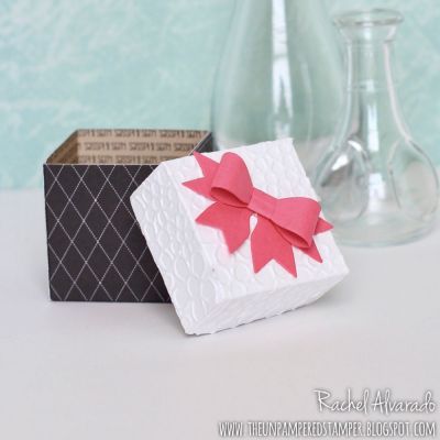 Favor Box with Bow Die
