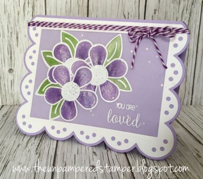 You Are Loved 
Flowerpower2fill, Sizzix Greetings Scalloped Edge Drop-ins
