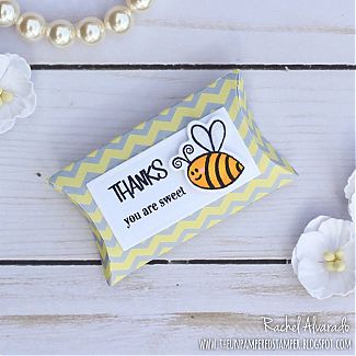 Bee_Mini_Pillow_Box.jpg