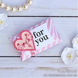 Heart_Mini_Pillow_Box.jpg