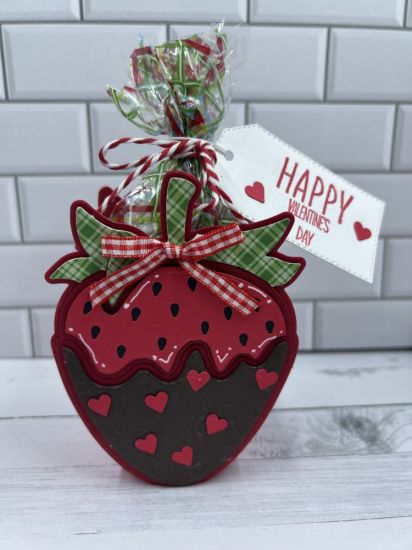 Christine van dean
Treat box
Keywords: A1 chocolate strawberry fold it