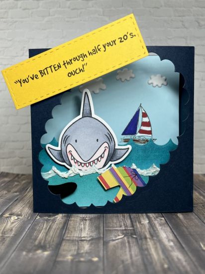 Bitten!
Keywords: Shark, Pudgie, ShadowBox